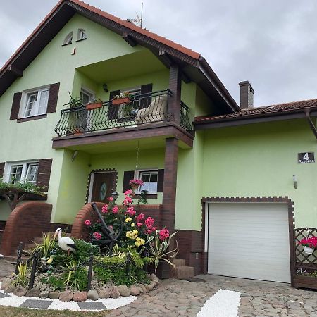 Kanarek Ustka Exteriér fotografie