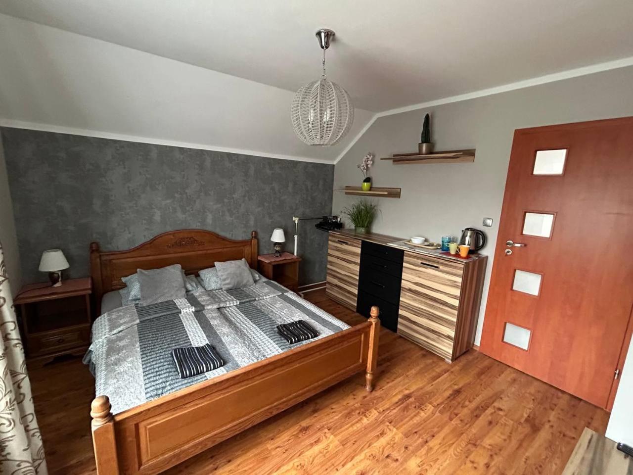 Kanarek Ustka Exteriér fotografie